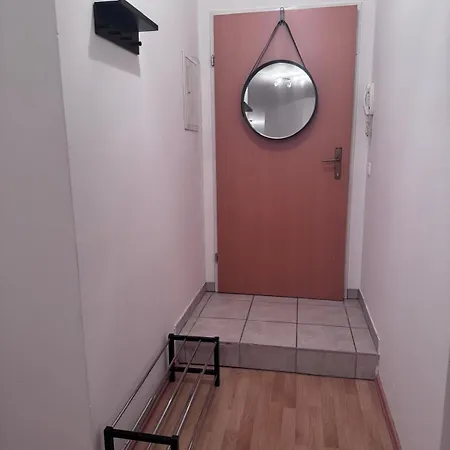 Schoene Mit Parkplatz Im Zentrum Von Linz