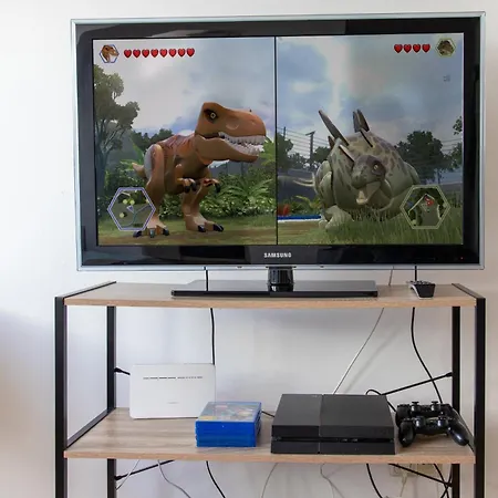 Schoene Mit Parkplatz Im Zentrum Von Apartmán