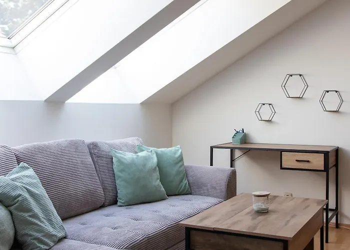 Διαμέρισμα Schoene Mit Parkplatz Im Zentrum Von Λιντς