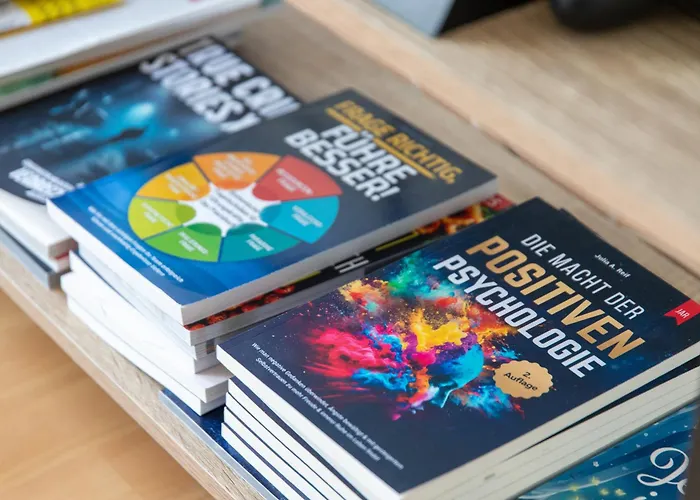 Schoene Mit Parkplatz Im Zentrum Von *